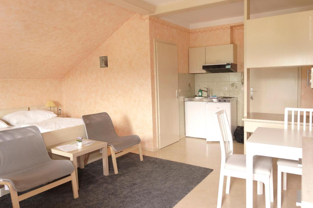 Appartementhotel Karawankenblick Portschach am Worthersee Bagian luar foto