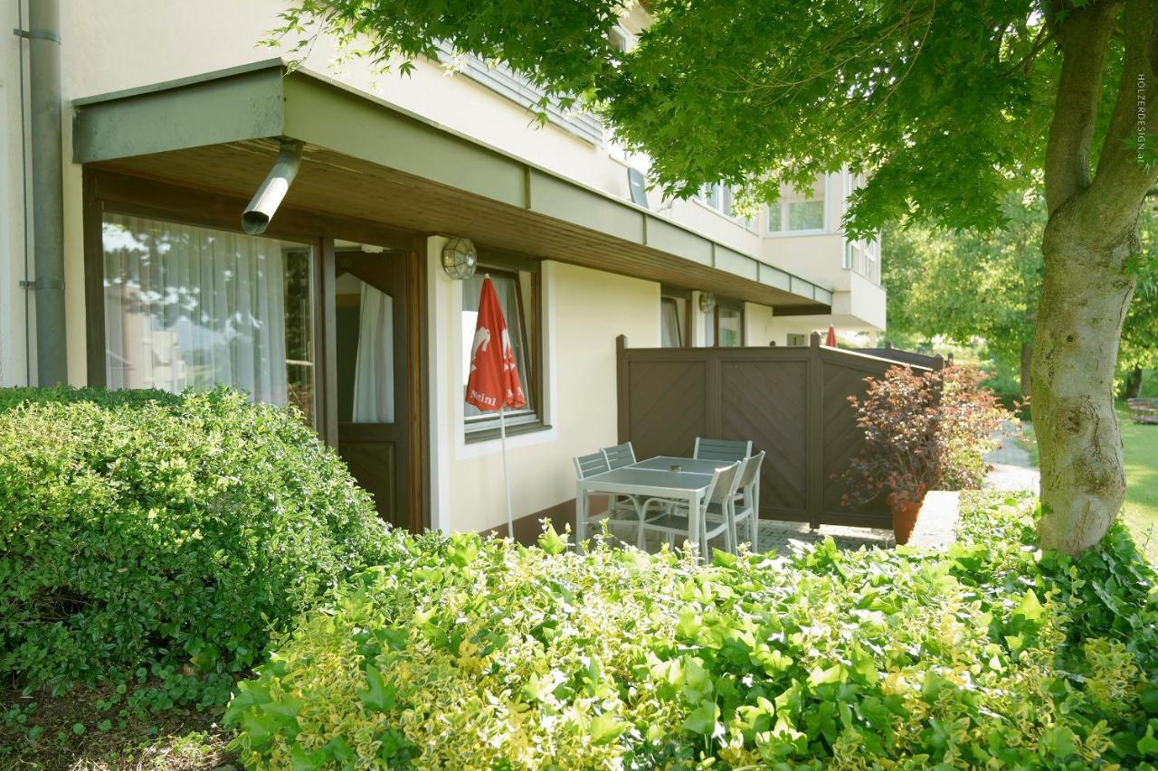 Appartementhotel Karawankenblick Portschach am Worthersee Bagian luar foto