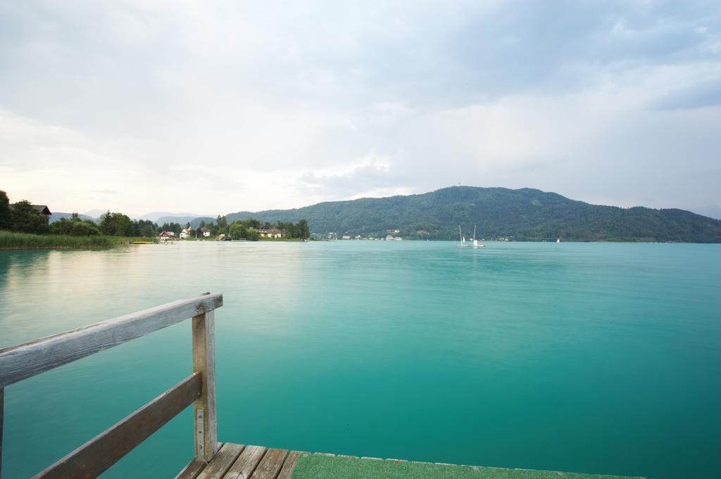 Appartementhotel Karawankenblick Portschach am Worthersee Bagian luar foto